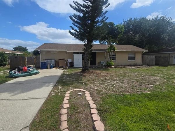 9064 Hamlin RD W, FORT MYERS, FL 33967