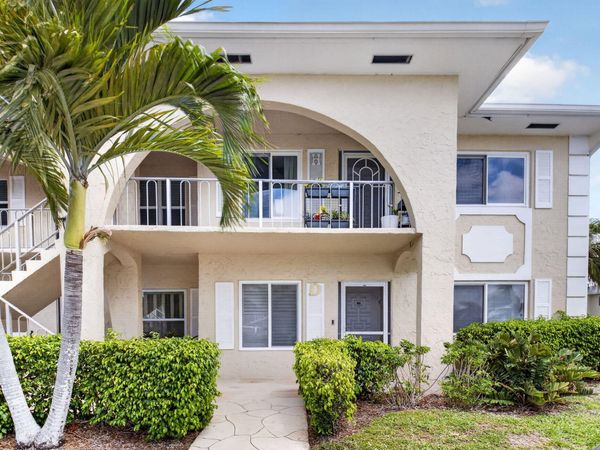 13765 Flora Place, Unit H, Delray Beach, FL 33484