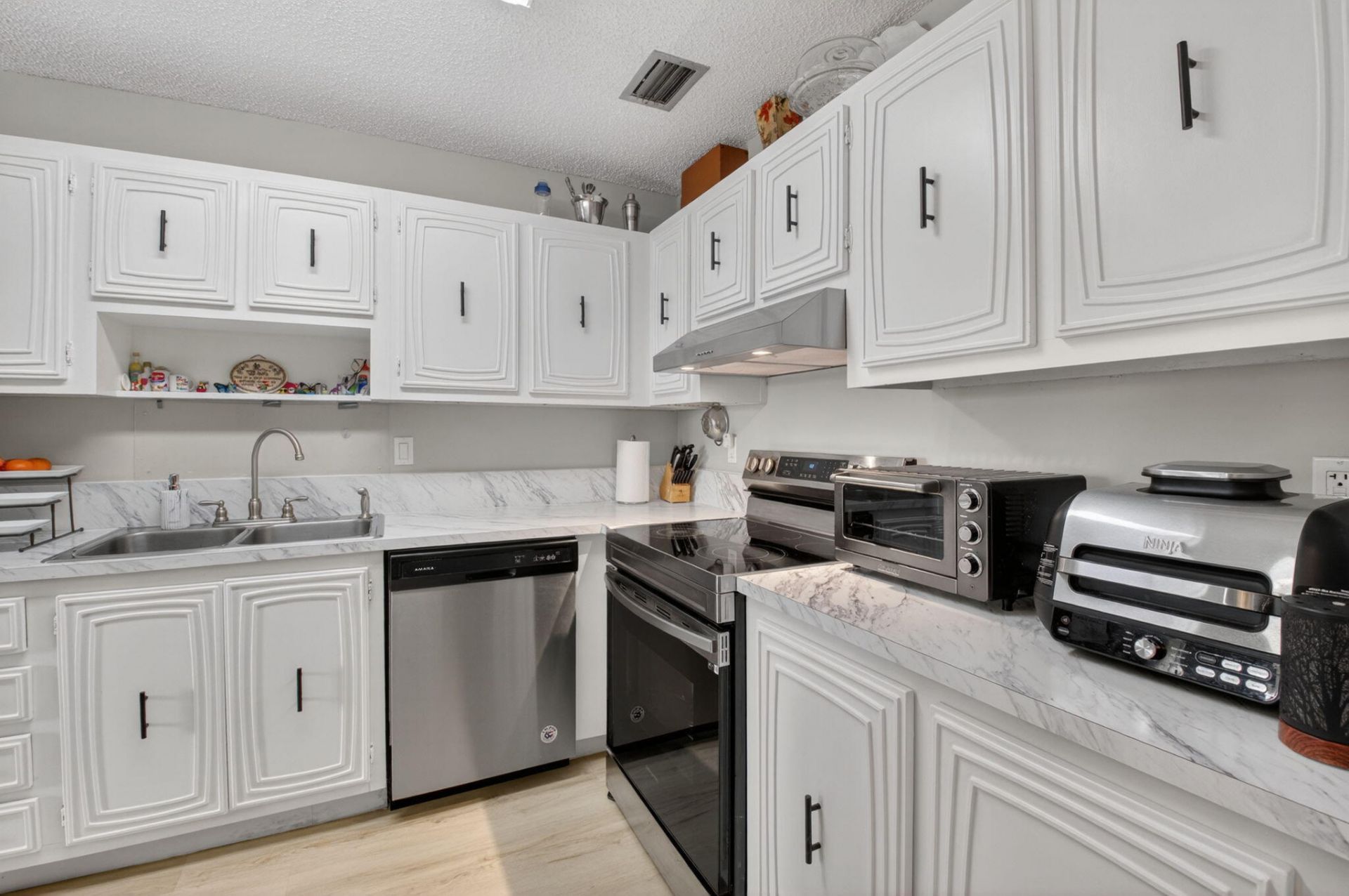 13765 Flora Place, Unit H, Delray Beach, FL 33484 Photo