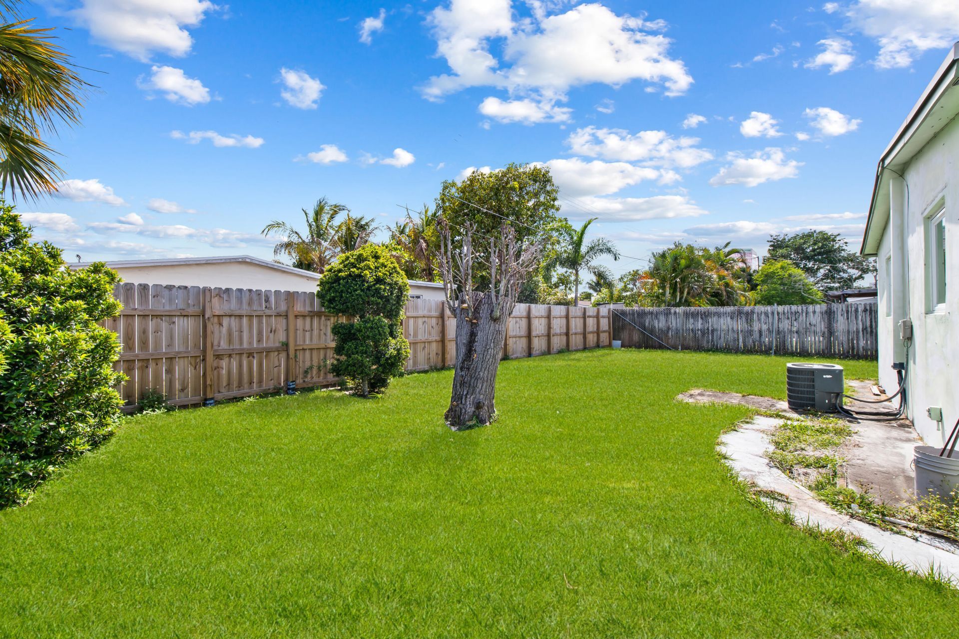 160 NE 60th Street, Oakland Park, FL 33334 Photo