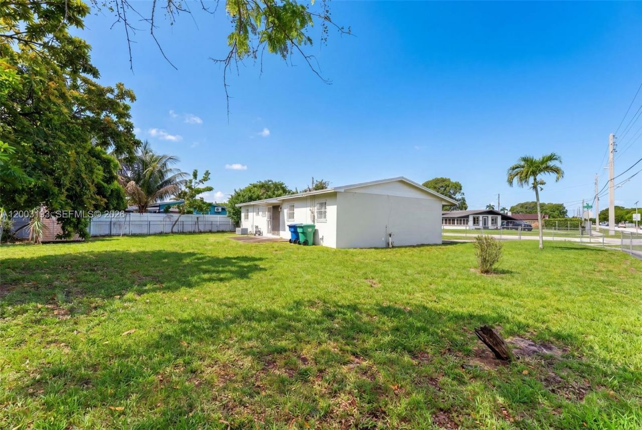 20621 NW 24th Ct , Miami Gardens, FL 33056 Photo