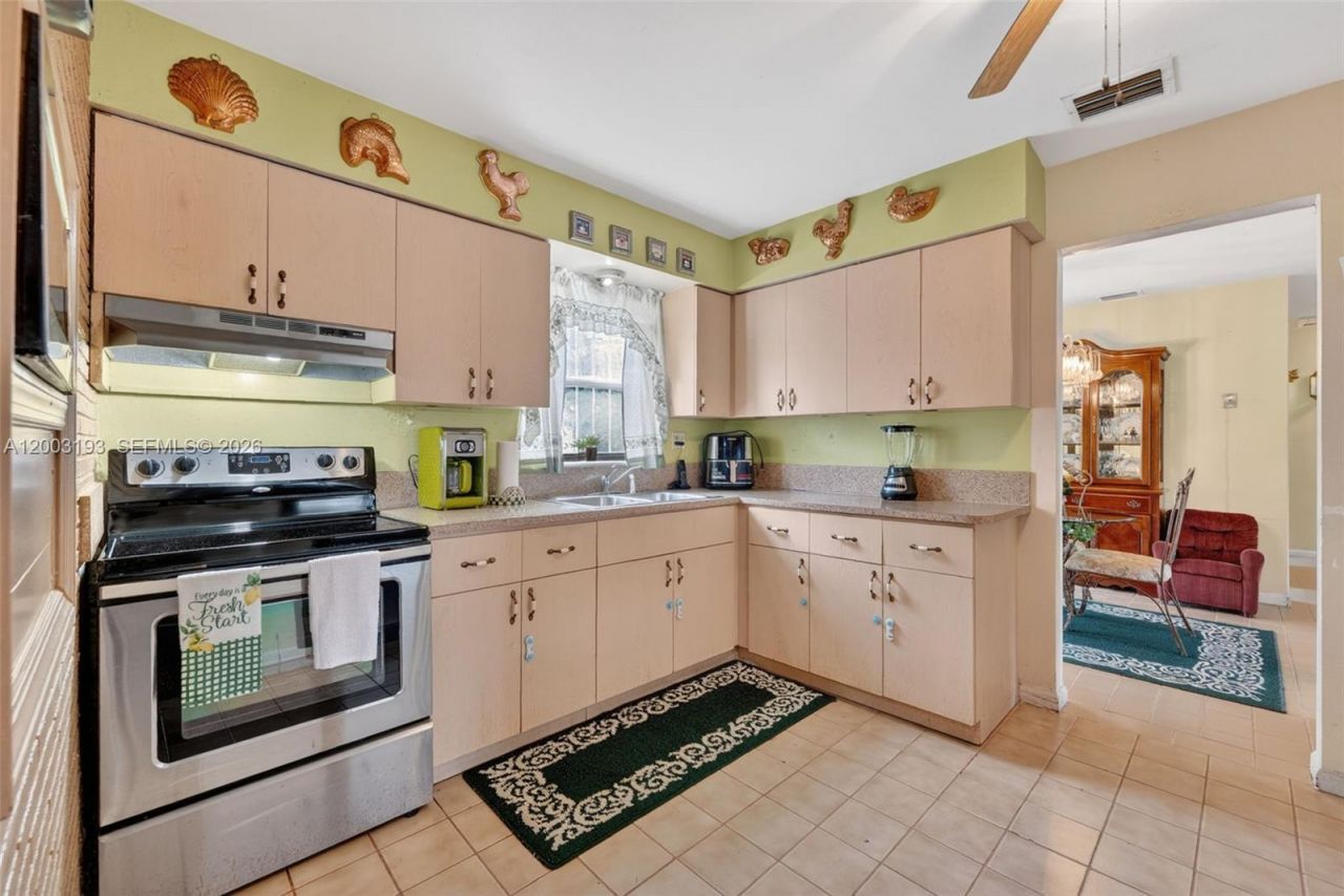 20621 NW 24th Ct , Miami Gardens, FL 33056 Photo