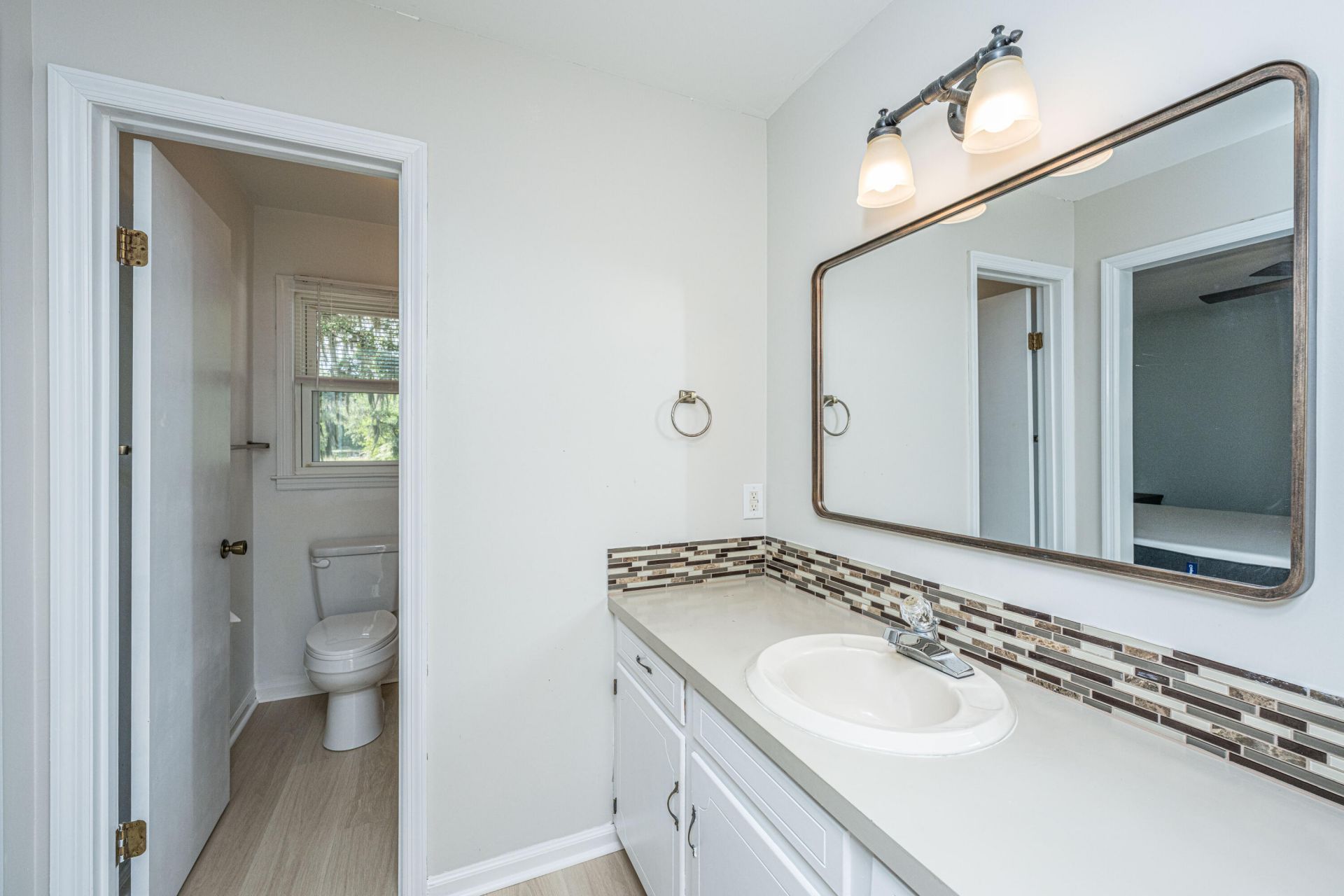 1725 Waterside Boulevard Photo 16