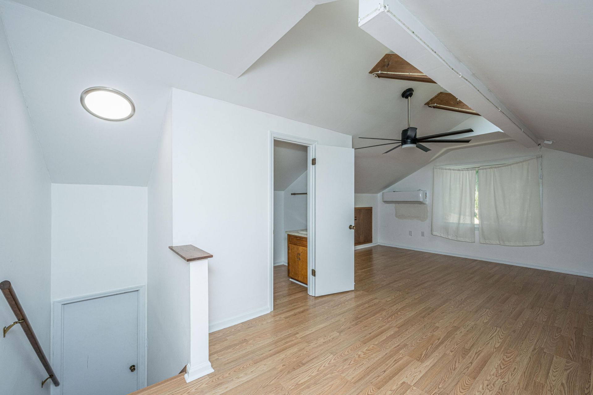 1725 Waterside Boulevard Photo 23