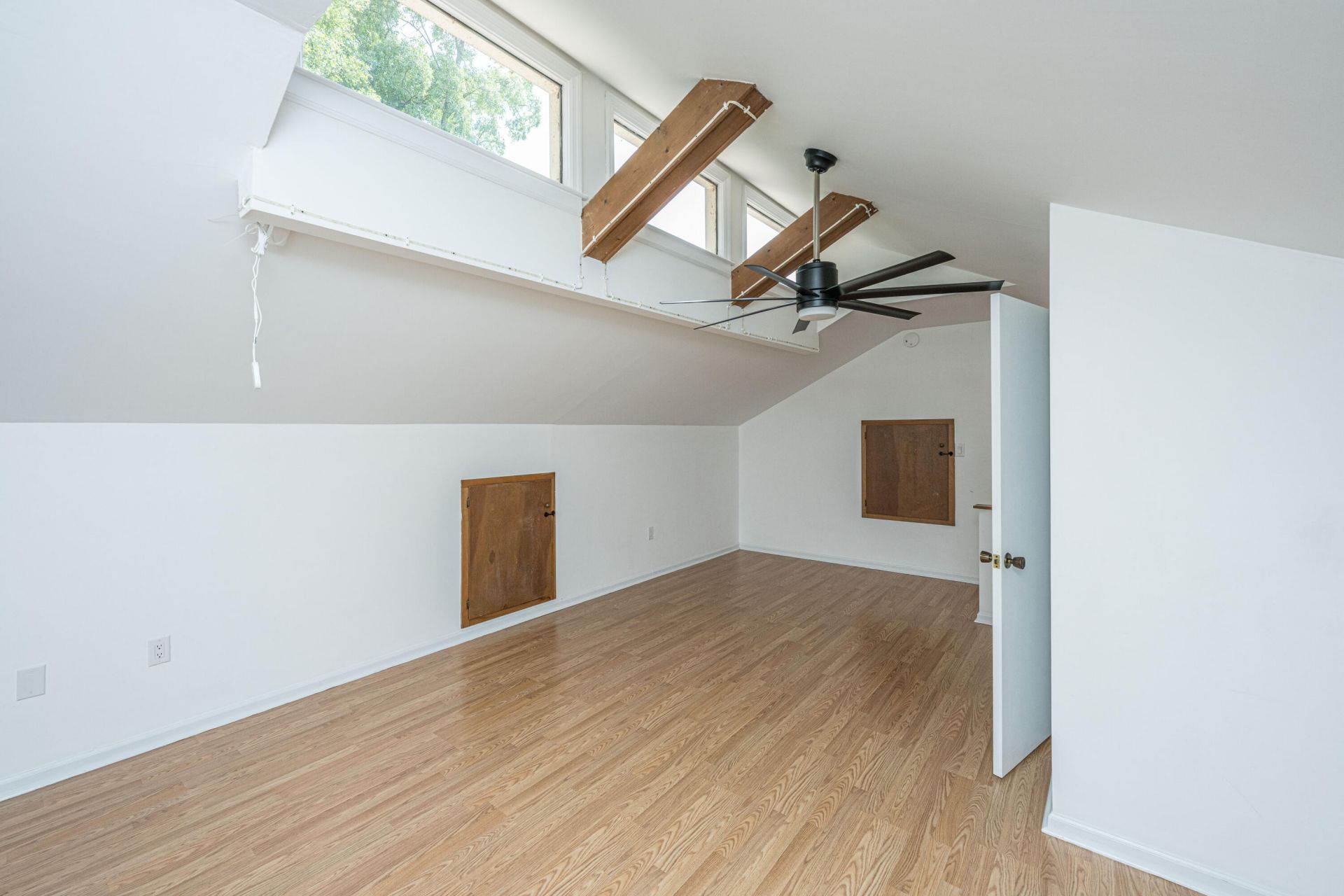 1725 Waterside Boulevard Photo 24