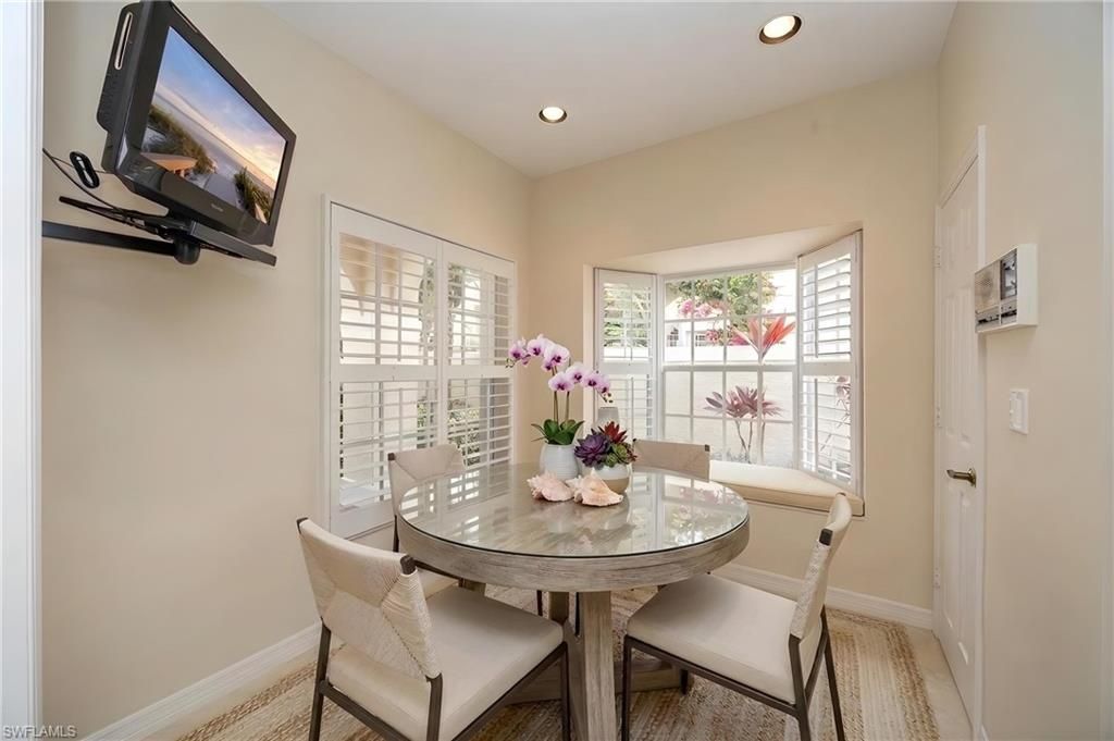 312 Carlton Pl, Unit 29, Naples, FL 34108 Photo