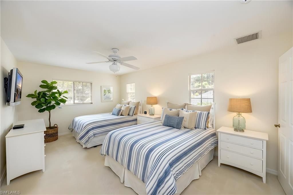 312 Carlton Pl, Unit 29, Naples, FL 34108 Photo