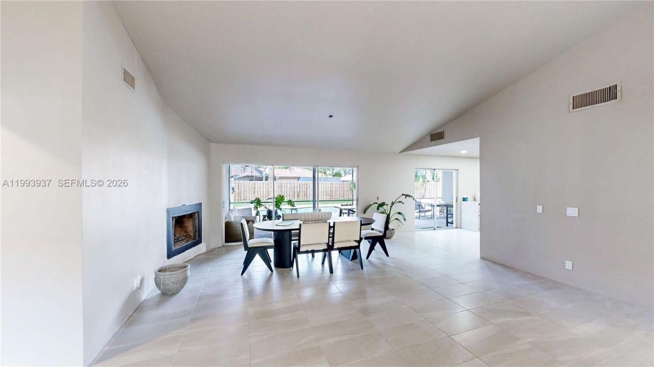 251 NW 92nd Ave , Coral Springs, FL 33071 Photo