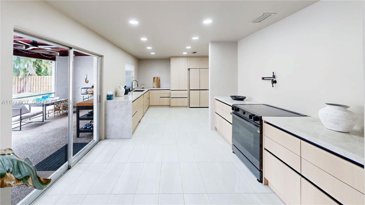 251 NW 92nd Ave , Coral Springs, FL 33071 Photo