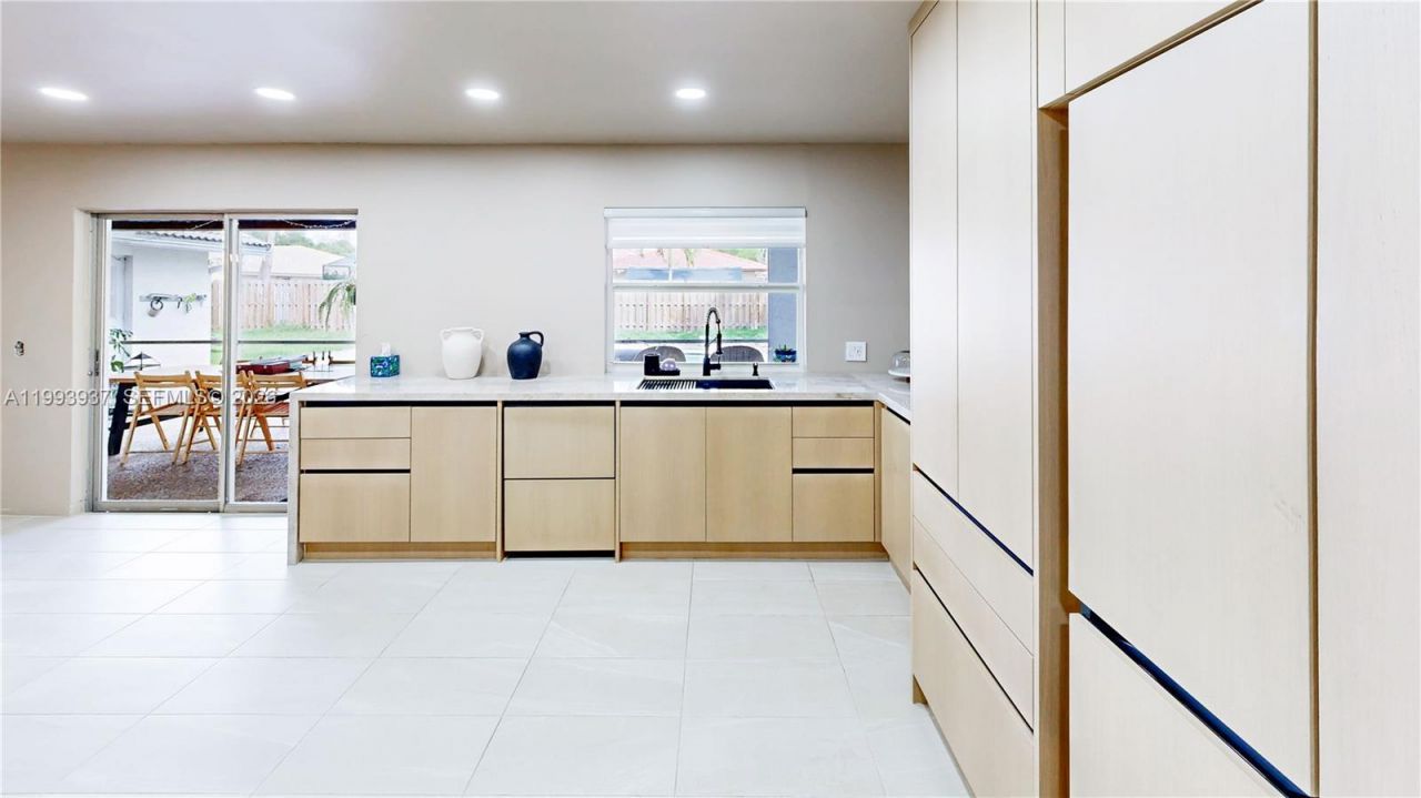 251 NW 92nd Ave , Coral Springs, FL 33071 Photo