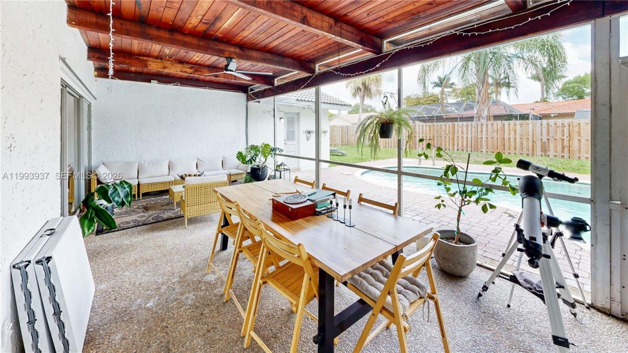 251 NW 92nd Ave, Coral Springs, FL 33071 Photo