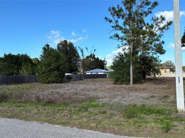 1412 ROBERT AVE , LEHIGH ACRES, FL 33972