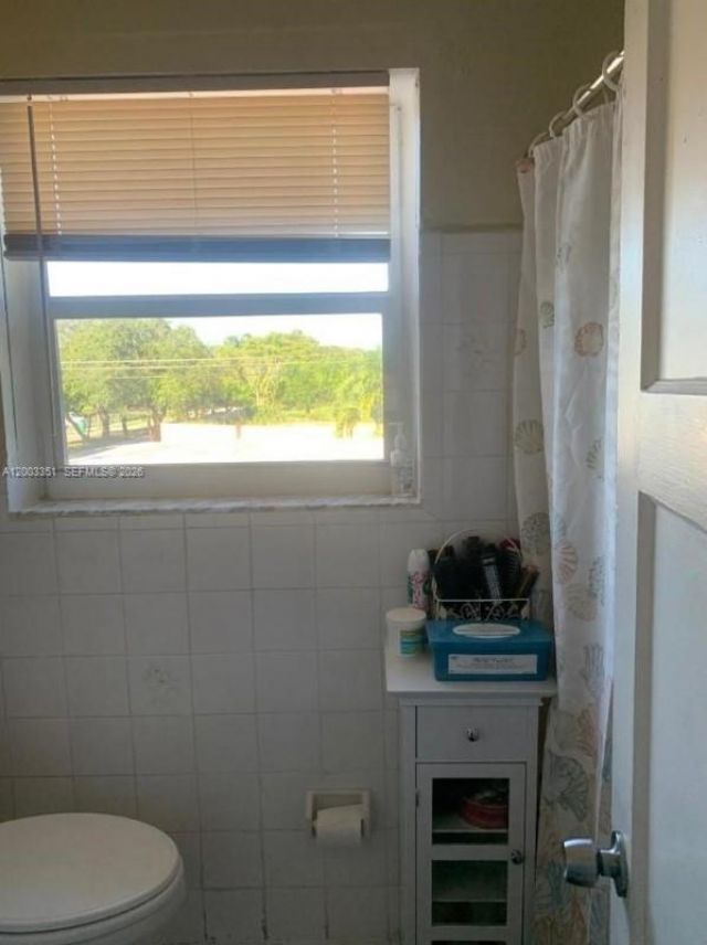 3410 SW 11th St , Miami, FL 33135 Photo