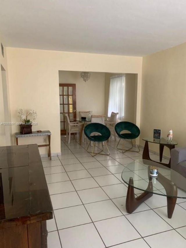 3410 SW 11th St , Miami, FL 33135 Photo