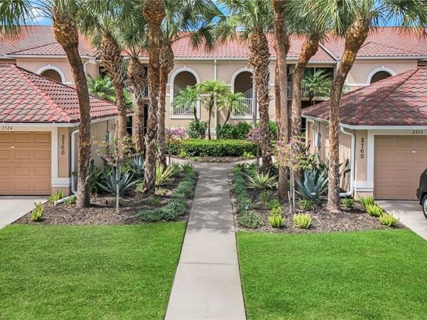 2760 Cypress Trace CIR , Unit 2528, NAPLES, FL 34119