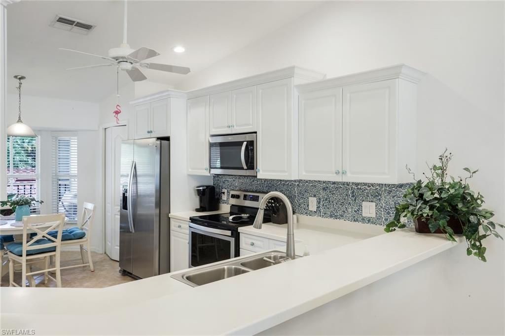 2760 Cypress Trace Cir , Unit 2528, Naples, FL 34119 Photo