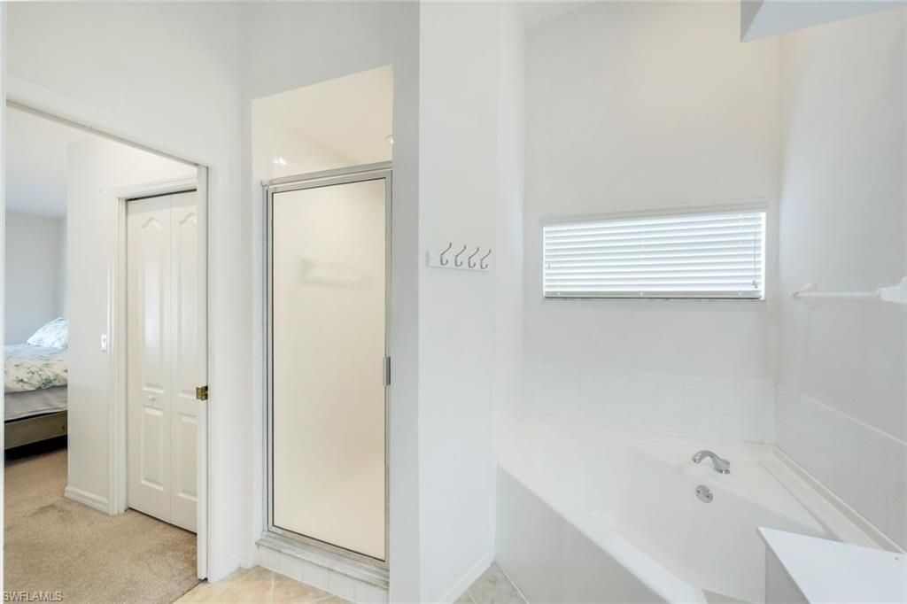 2760 Cypress Trace Cir , Unit 2528, Naples, FL 34119 Photo