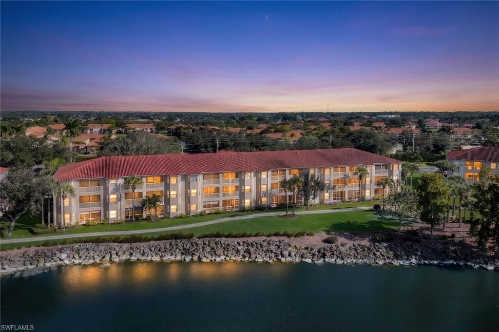 2760 Cypress Trace Cir , Unit 2528, Naples, FL 34119 Photo