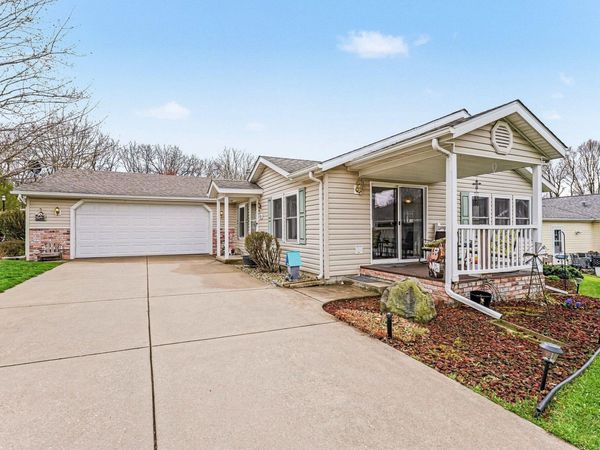5320 Pine Arbor Ridge, Kalamazoo, MI 49004