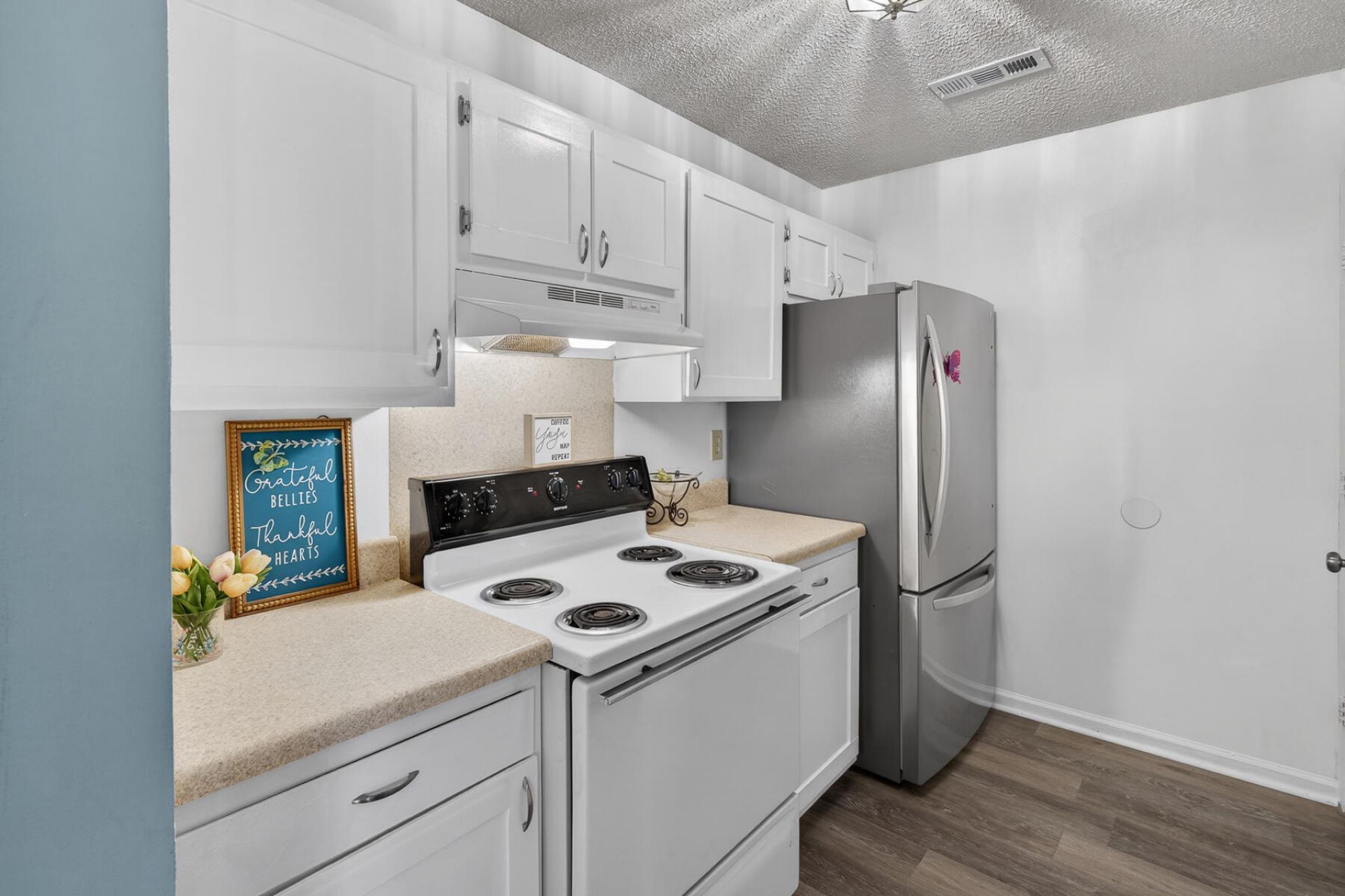 821 Winthrop Street Photo 23