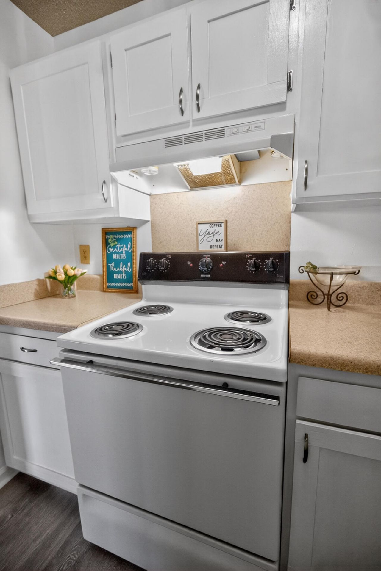 821 Winthrop Street Photo 24