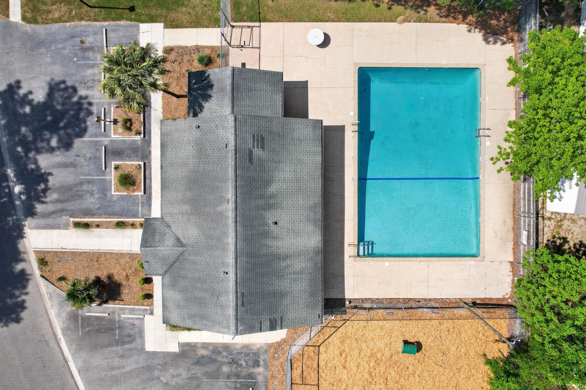 821 Winthrop Street Photo 49