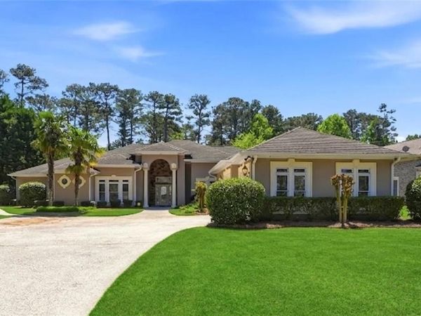 6279 Giles Road , Lithonia, GA 30058