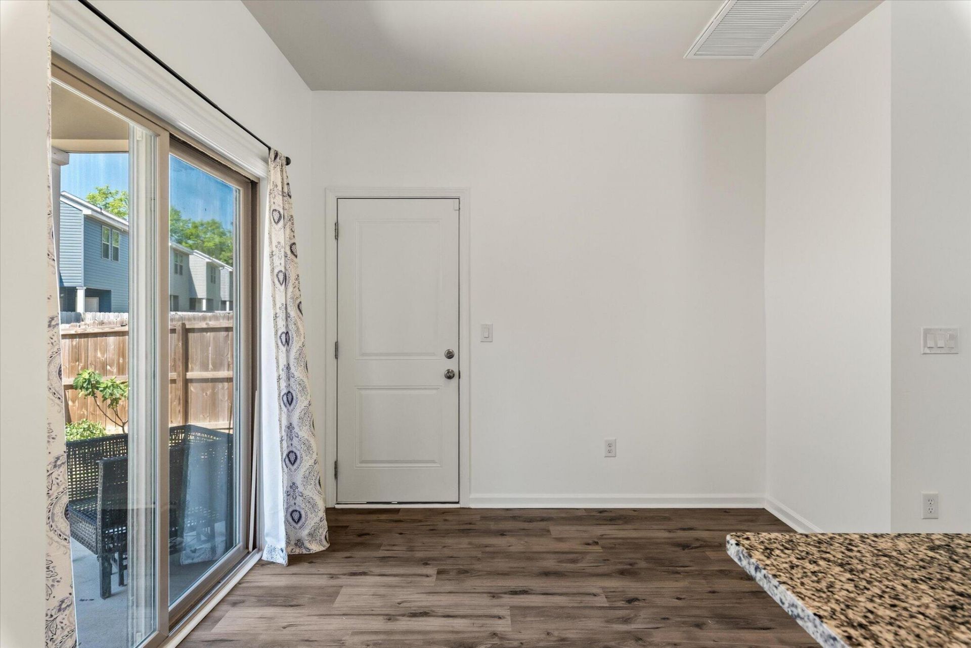 1056 Berry Patch Circle Photo 20