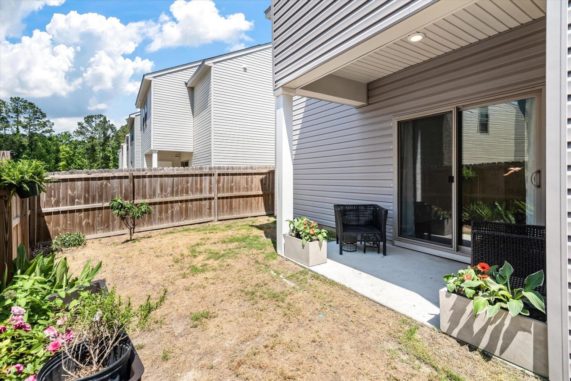 1056 Berry Patch Circle Photo 37