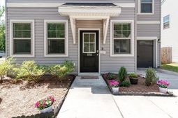 1056 Berry Patch Circle photo 4