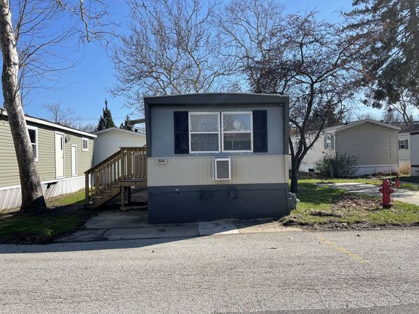 2993 Curtis Street , Des Plaines, IL 60018