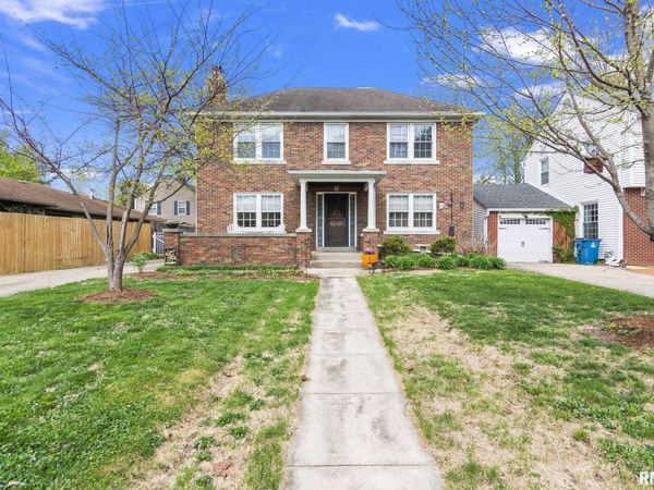 1421 S DOUGLAS Avenue, Springfield, IL 62704