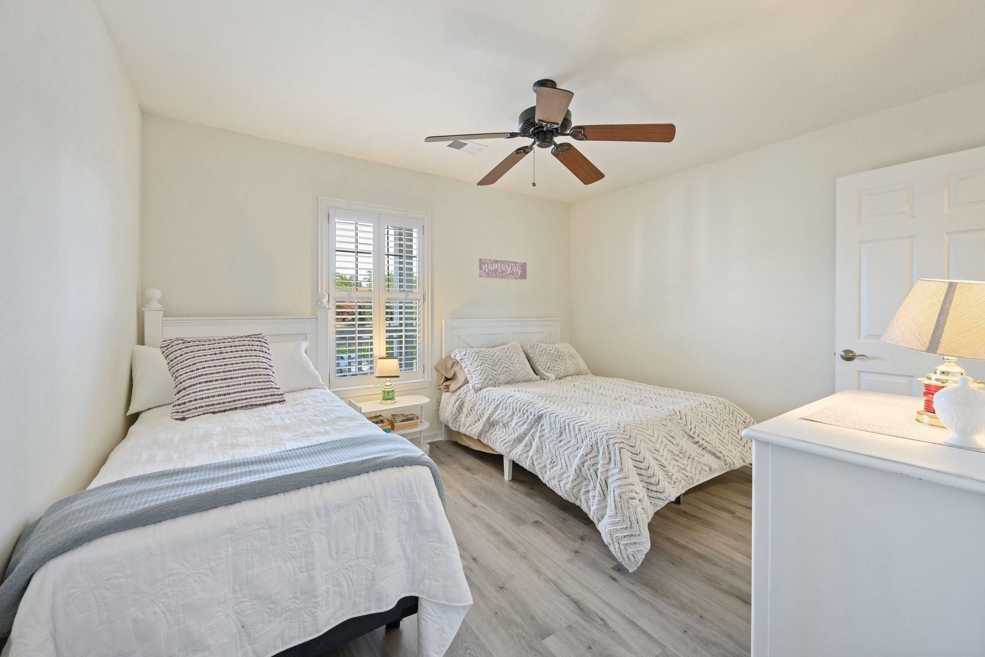 1015 Blue Stem Dr.  Photo 13