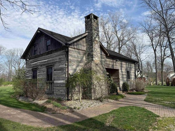 3011 S Whitney Road, Selma, IN 47383