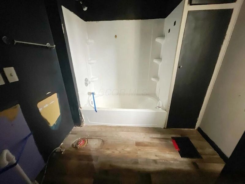 914 Stewart Avenue, Cambridge, OH 43725 Photo 11