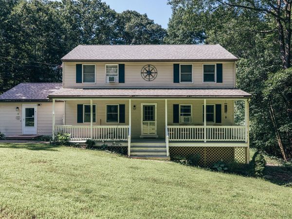 8 Evergreen Drive, Freeport, ME 04032