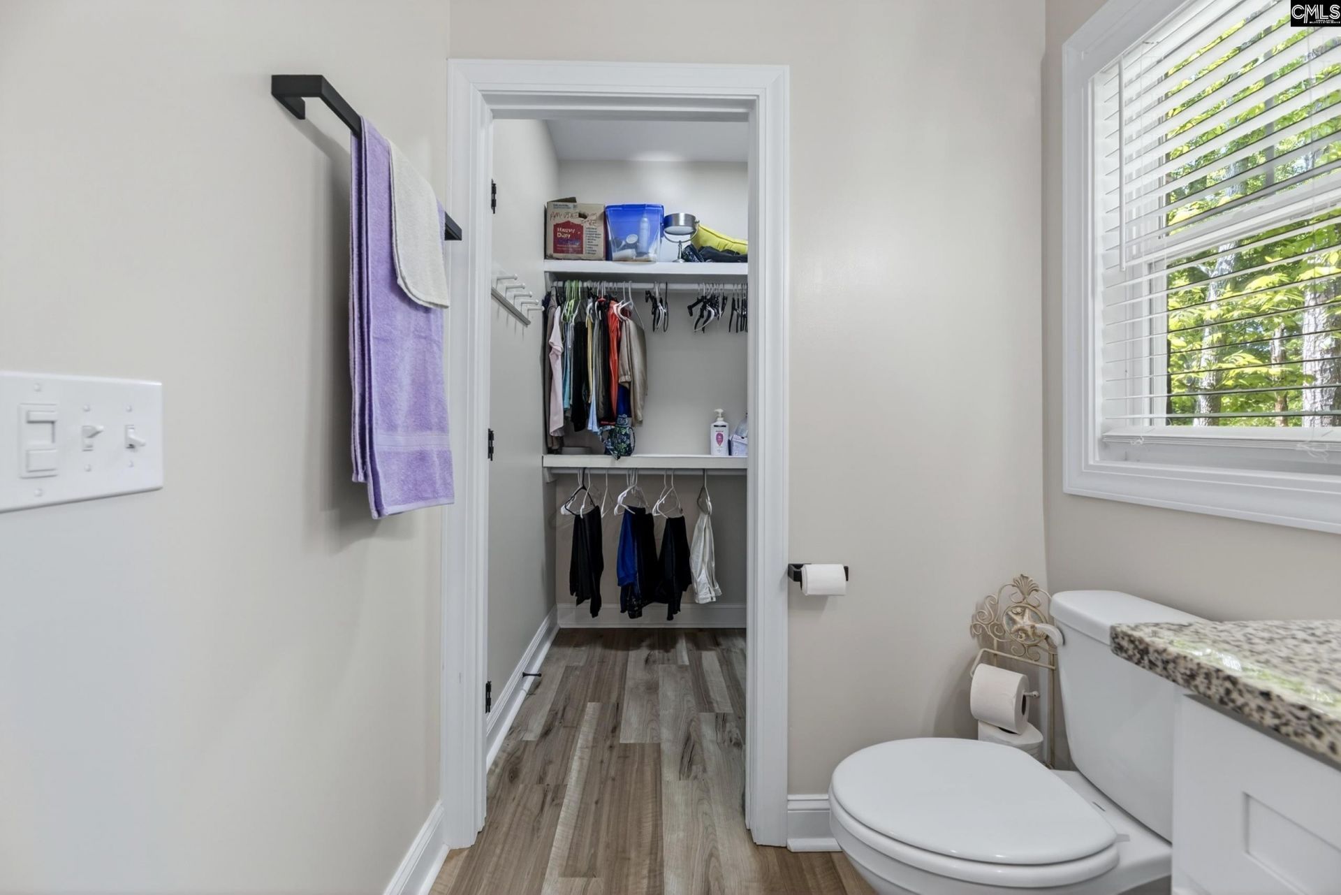 2036 NE Longwood Drive  Photo 23