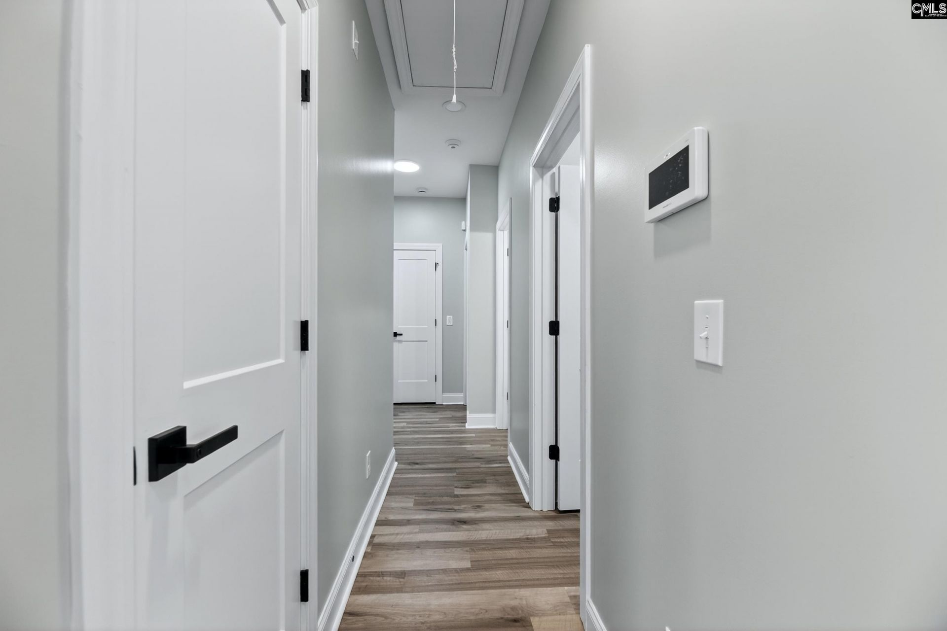 2036 NE Longwood Drive  Photo 24