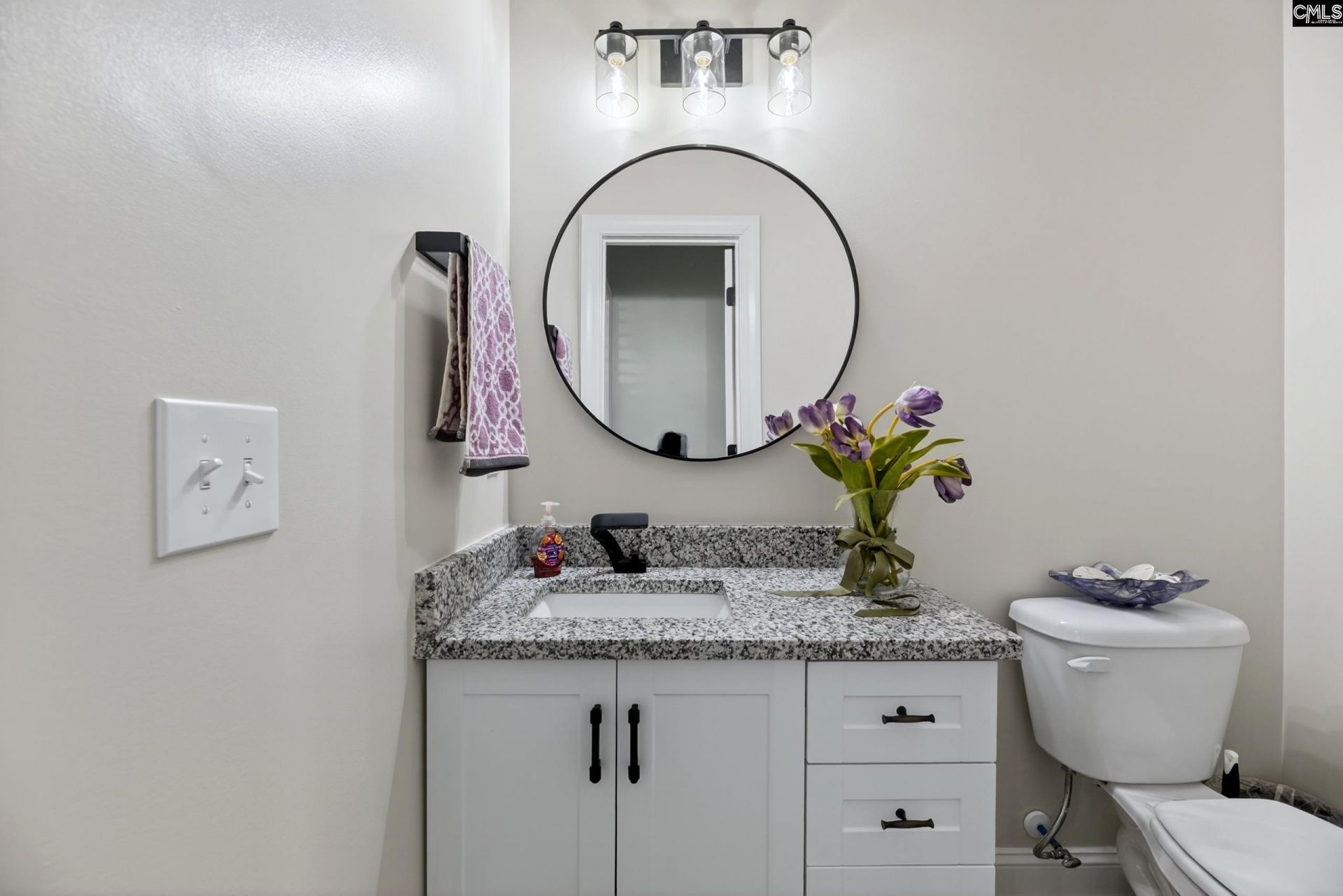 2036 NE Longwood Drive  Photo 33