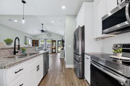 2036 NE Longwood Drive  photo 4