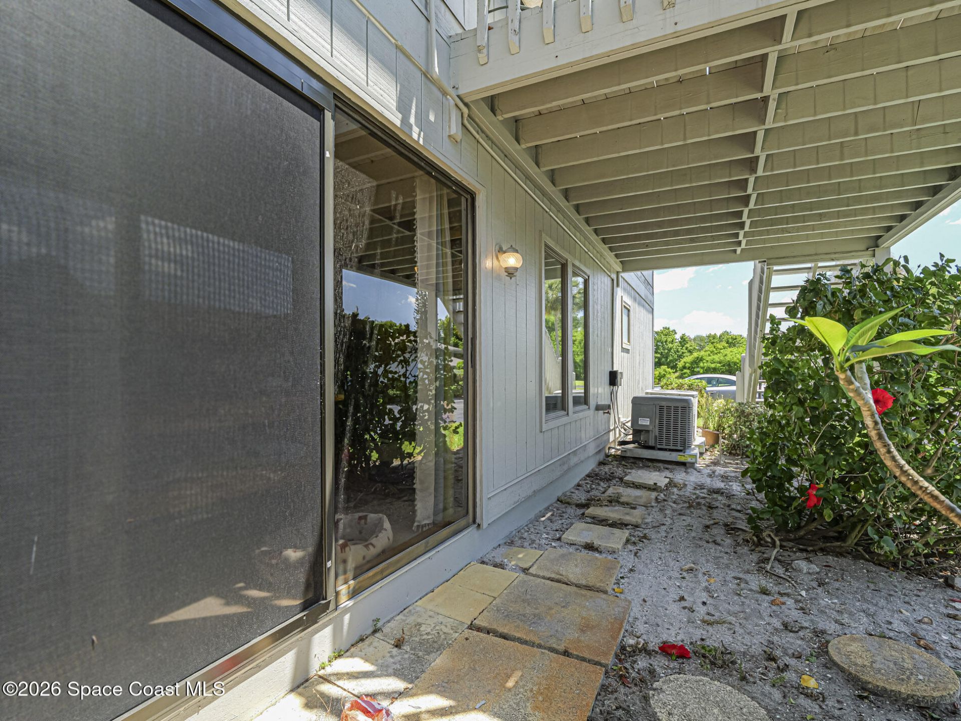 601 Centre Court Sw, Unit 101, Vero Beach, FL 32962 Photo