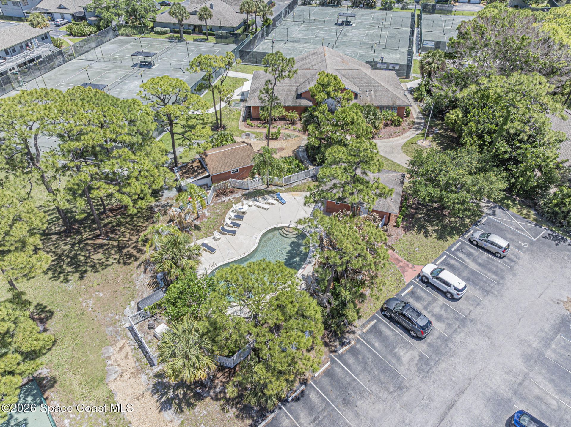 601 Centre Court Sw, Unit 101, Vero Beach, FL 32962 Photo