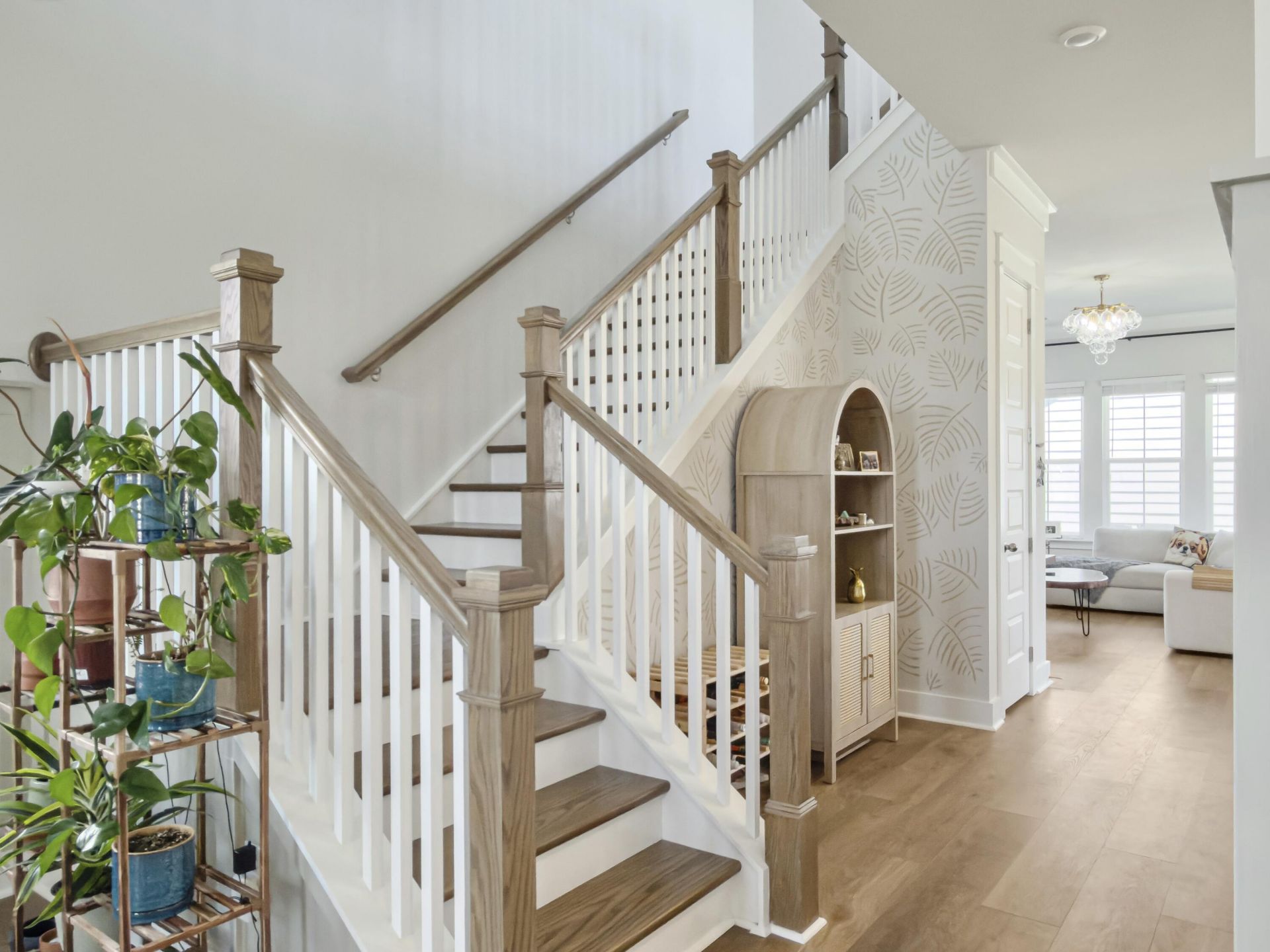 100 E Morton Street Photo 12