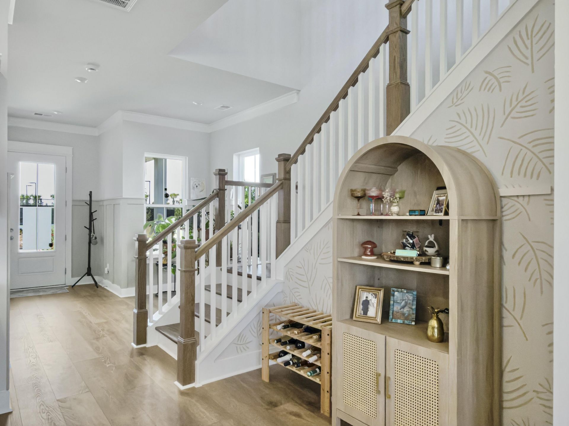 100 E Morton Street Photo 14