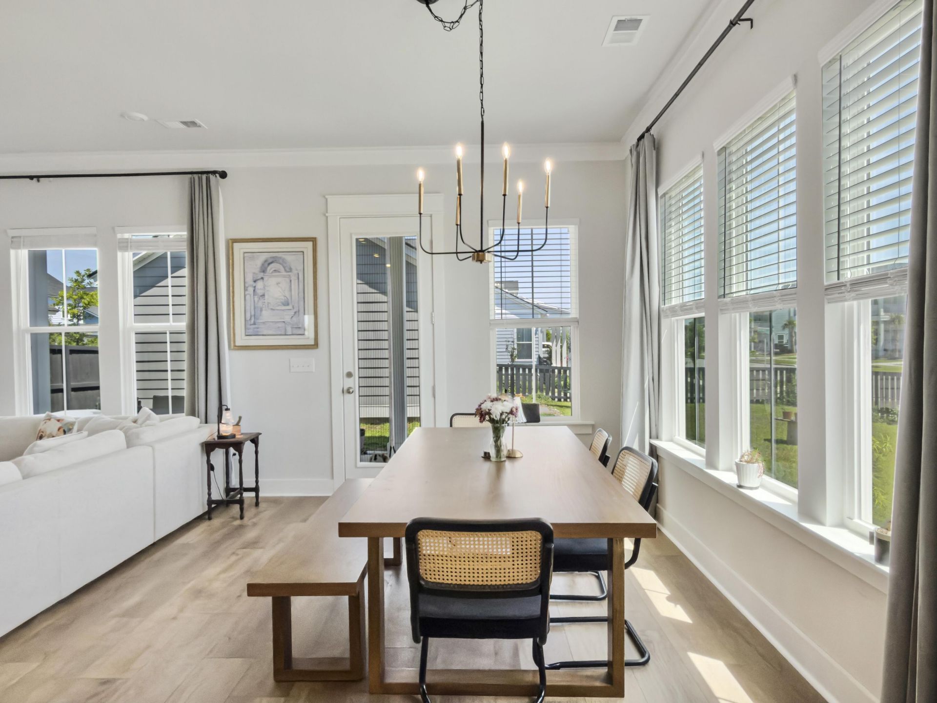 100 E Morton Street Photo 24