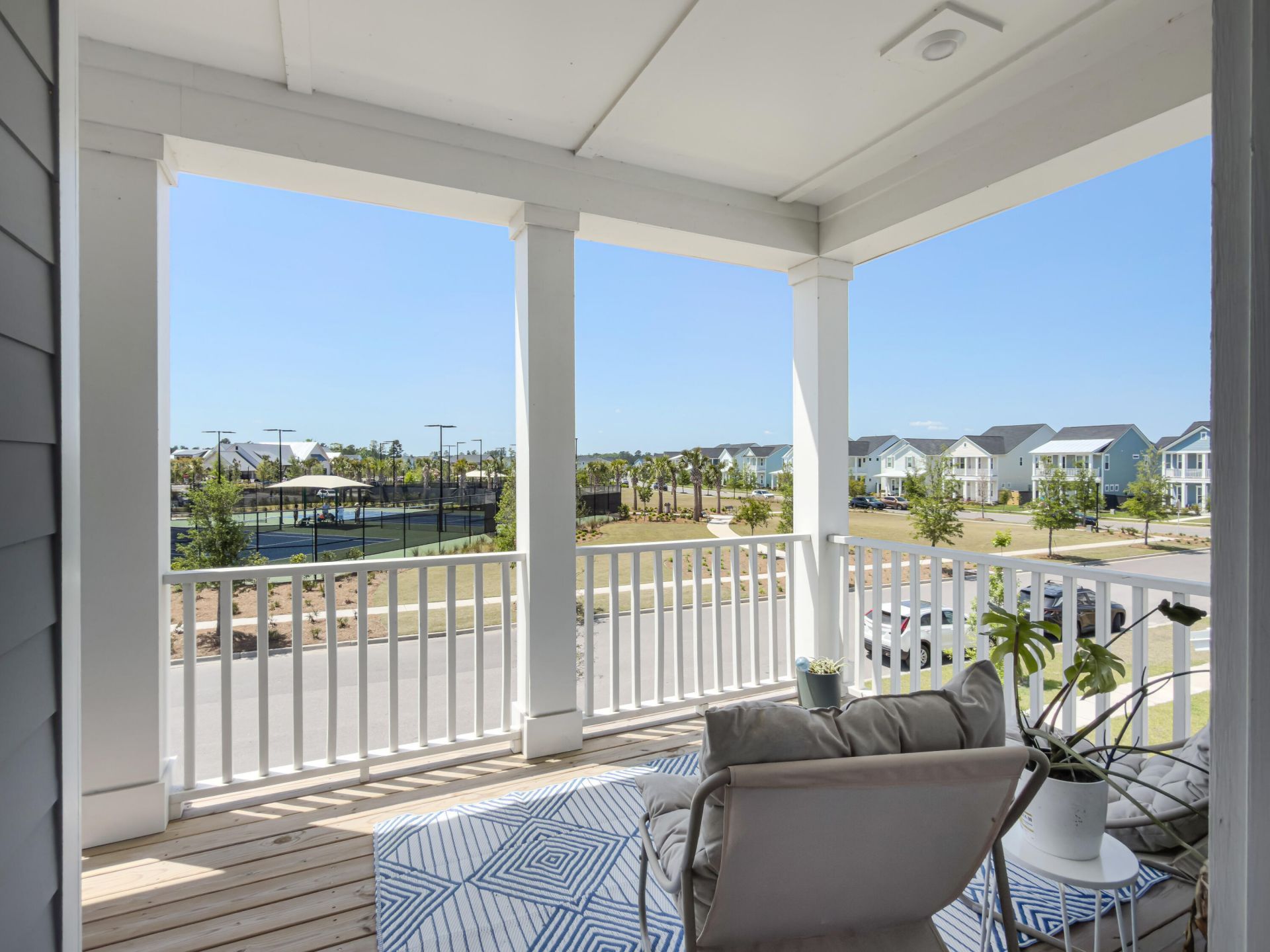 100 E Morton Street Photo 37