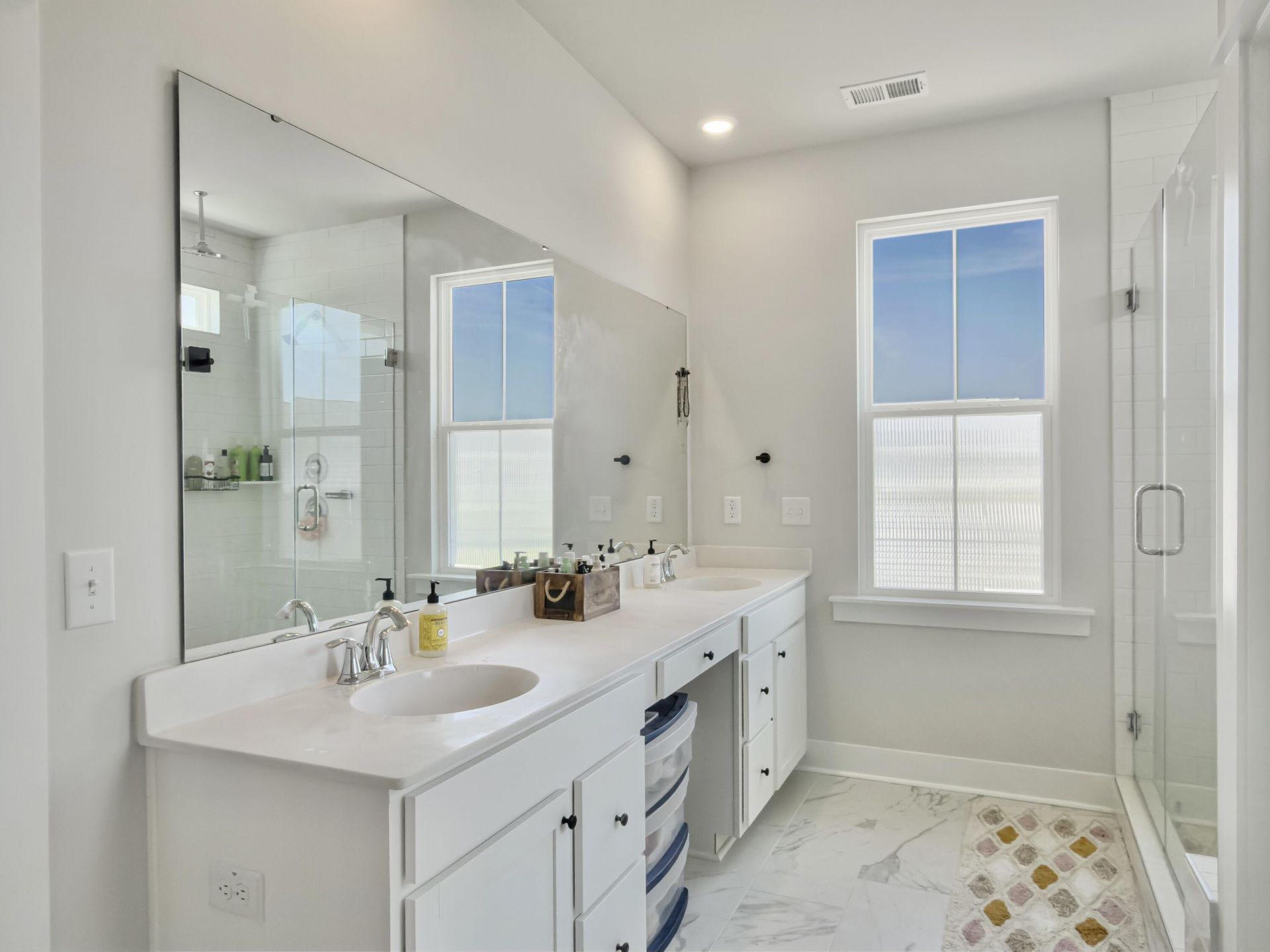 100 E Morton Street Photo 42