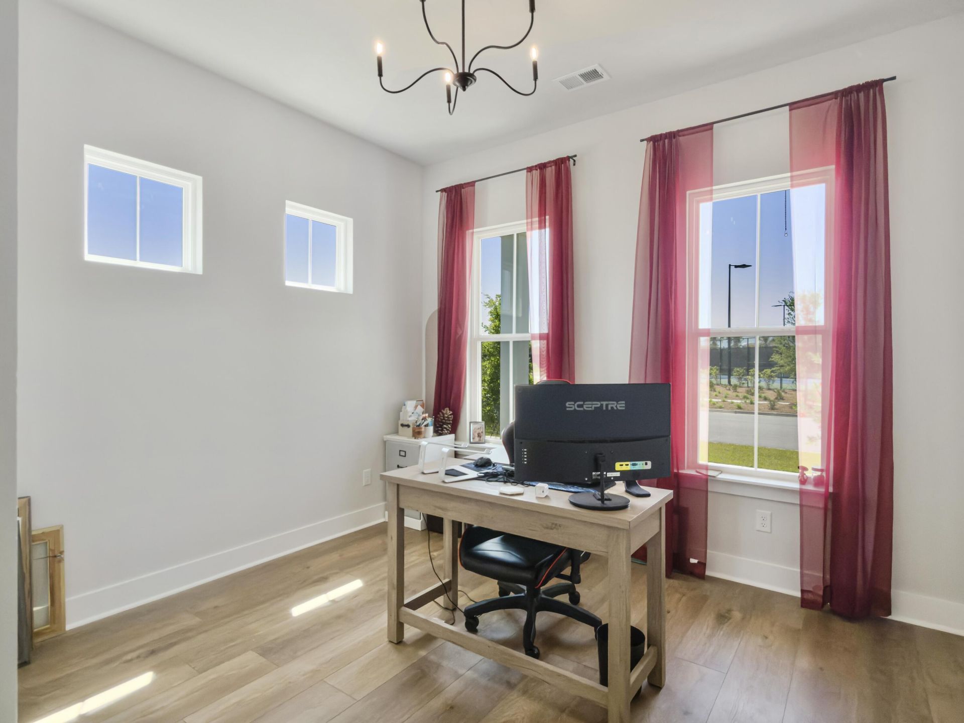 100 E Morton Street Photo 46