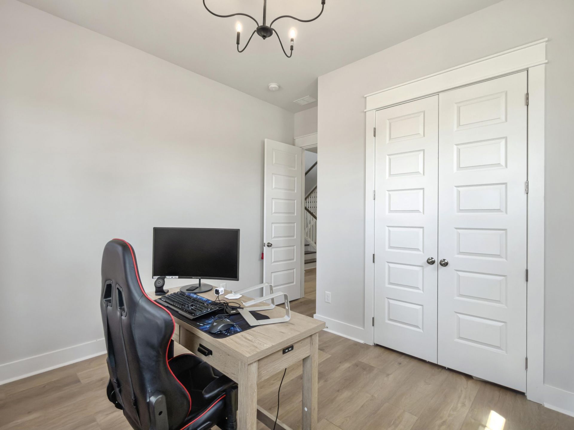 100 E Morton Street Photo 47