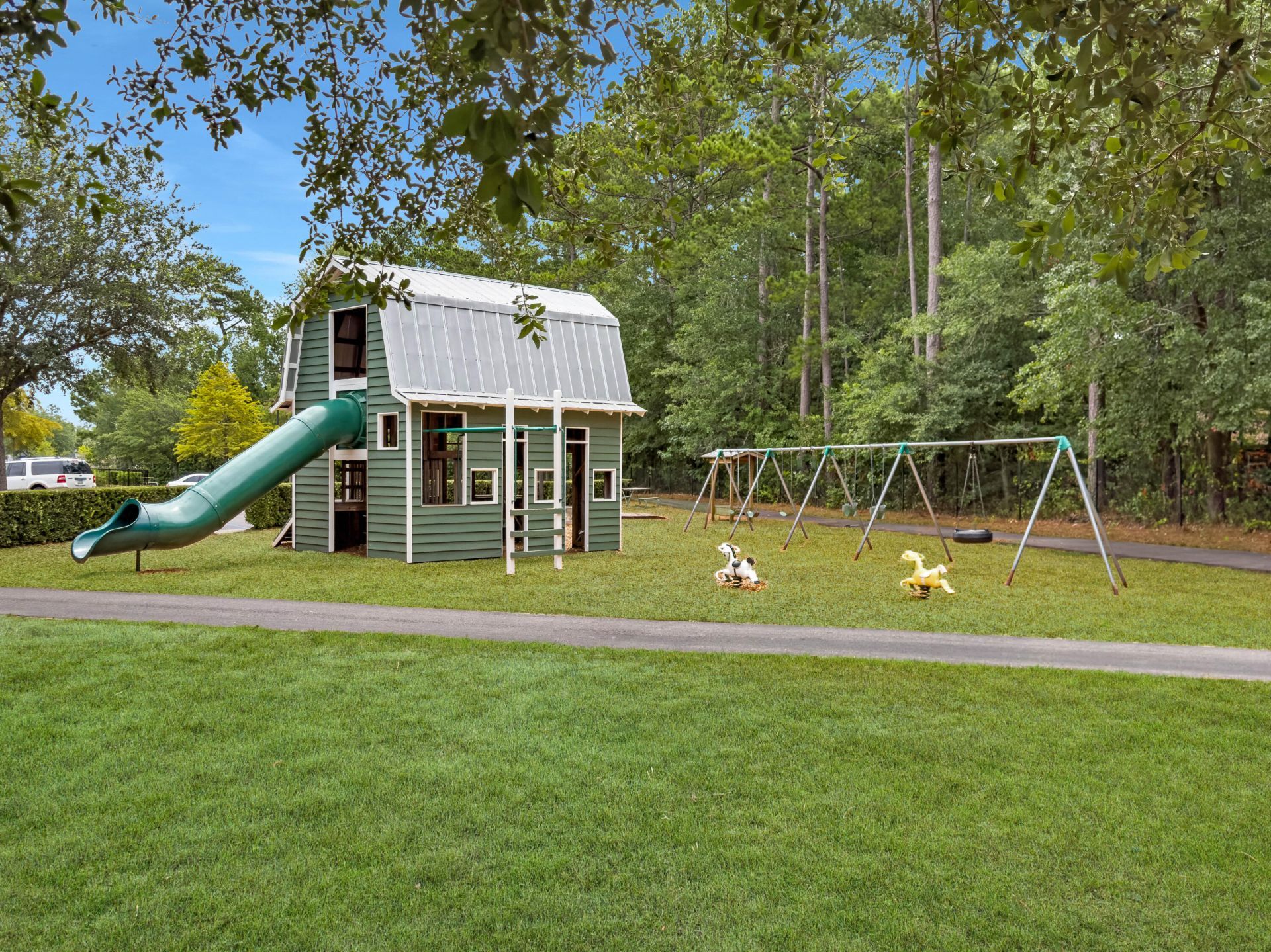 100 E Morton Street Photo 88